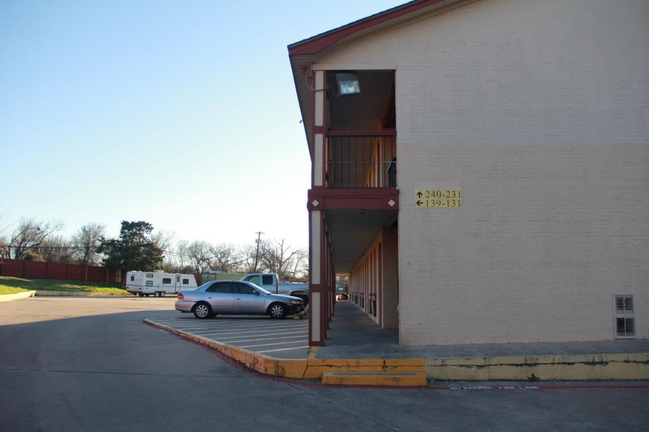 Sherman Inn Exterior photo